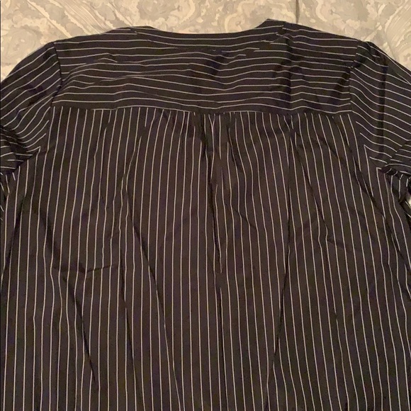 NWT Striped Ann Taylor Button Down - Picture 5 of 6